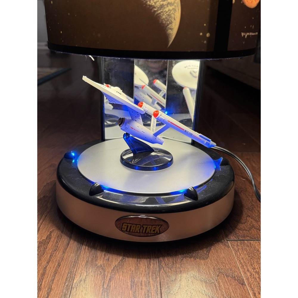 Star Trek Rotating Table Lamp Rabbit Tanaka Entertainment - Doesn't Rotate - Picture 10 of 11